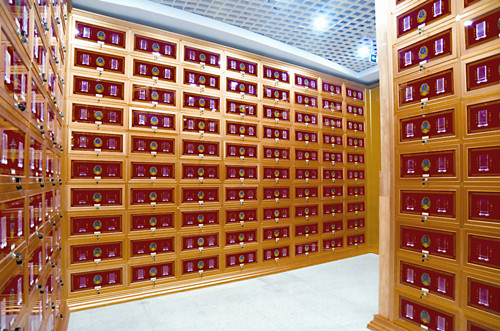 寺院骨灰寄存柜,寺院骨灰盒存放架,江西望仙骨灰寄存设备公司专业